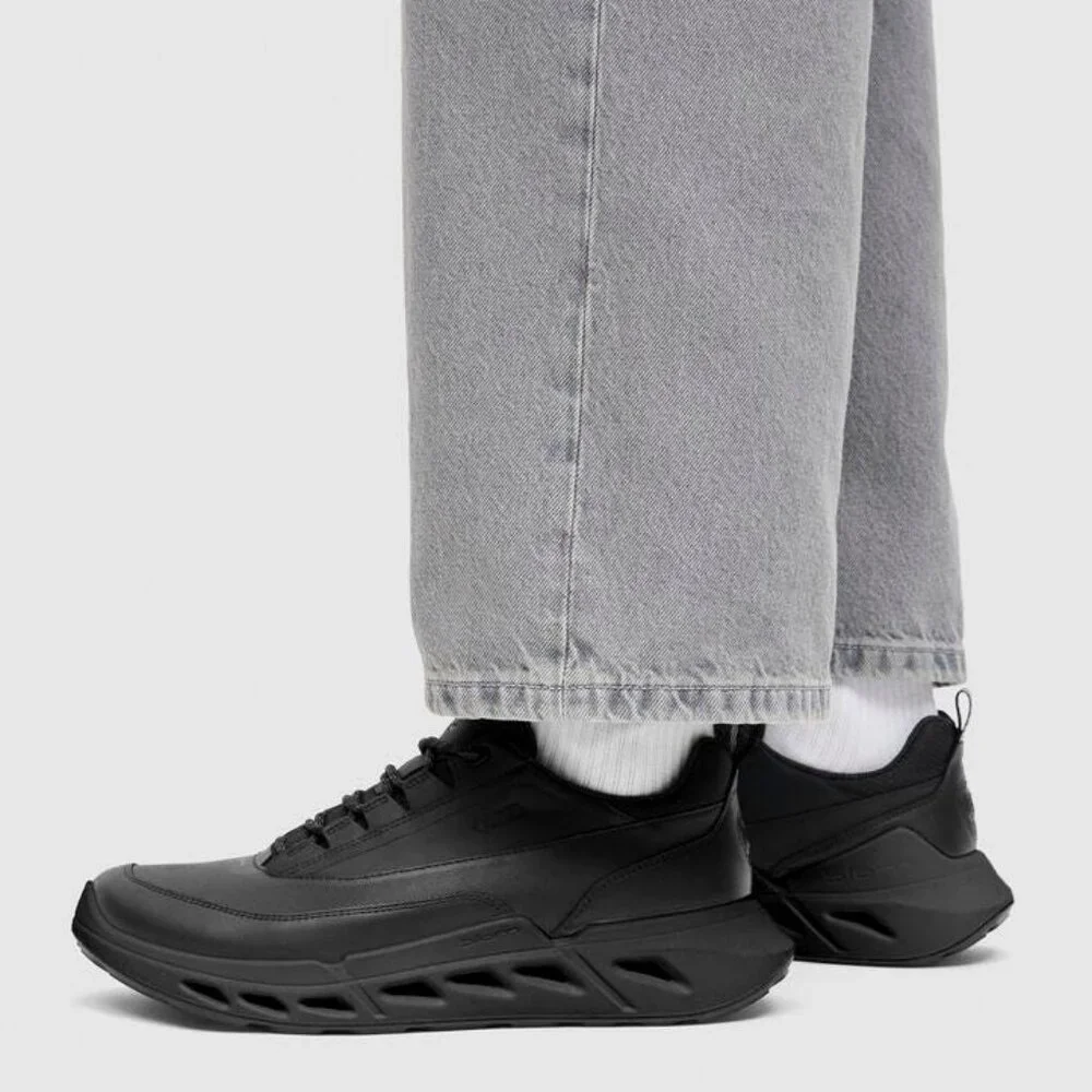 ECCO Biom 720 Gore-Tex Men's Oiled Nubuck Gore-Tex Sneaker 🇨🇦 - Picture 2 of 11